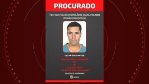 www.deixaeutefalar.com.br Homem é procurado por atacar irmãos com facão no Paraná