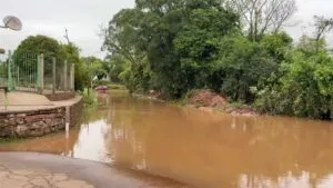 Defesa Civil alerta para risco de elevação do Guaíba até domingo