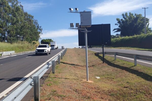 Paraná testa radares de velocidade média em 13 trechos de rodovias