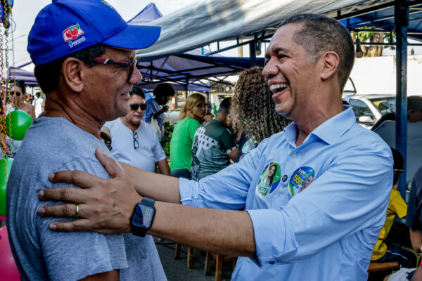 Luis Fernando, candidato ao Senado, destaca isenção de ICMS para produtos da agricultura familiar Luis Fernando, candidato ao Senado, destaca isenção de ICMS para produtos da agricultura familiar