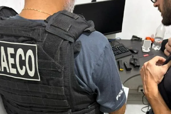 Dois guardas municipais de Paranaguá são presos por torturar e atear fogo em…