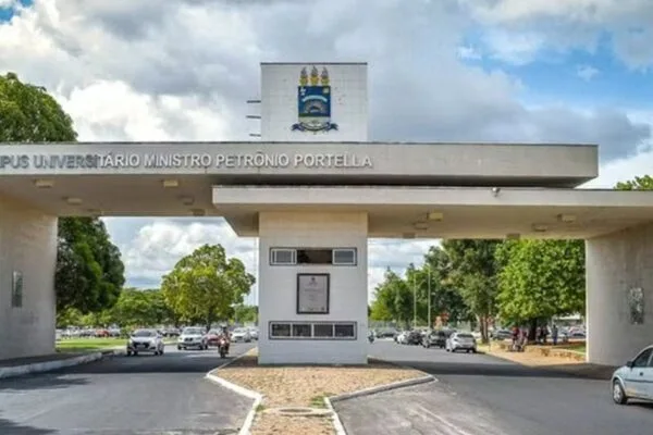 UFPI abre inscrições para Letras-Libras com 30 vagas em Teresina