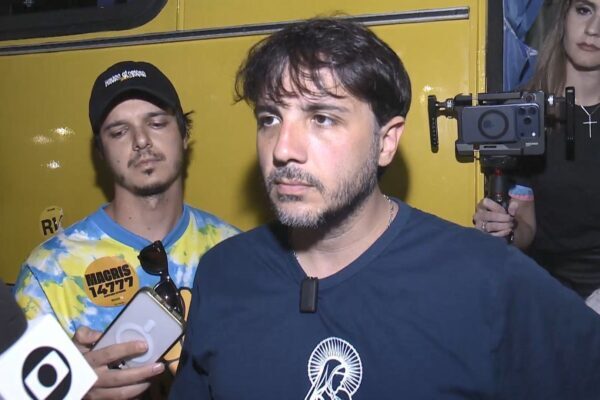 Renan Santos defende reforma no STF e prisão em 2ª instância