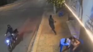 Dona de bar é baleada nas costas e pede socorro em vídeo no MT