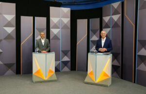 www.deixaeutefalar.com.br Ciro Gomes e Elmano de Freitas debatem no Ceará