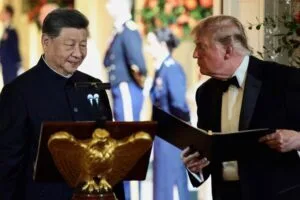 China supera EUA em avaliação positiva na América Latina pela 1ª vez China supera EUA em avaliação positiva na América Latina pela 1ª vez