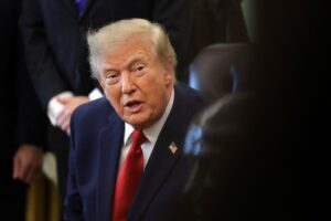 Trump acusa dirigentes do Fed de quererem ver país ir mal