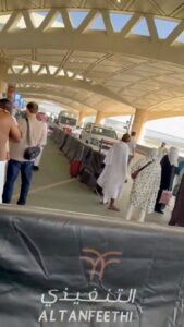 Houthis atacam aeroportos de Riad e Dammam neste domingo