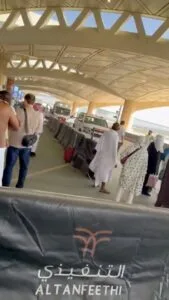 Houthis atacam aeroportos de Riad e Dammam neste domingo