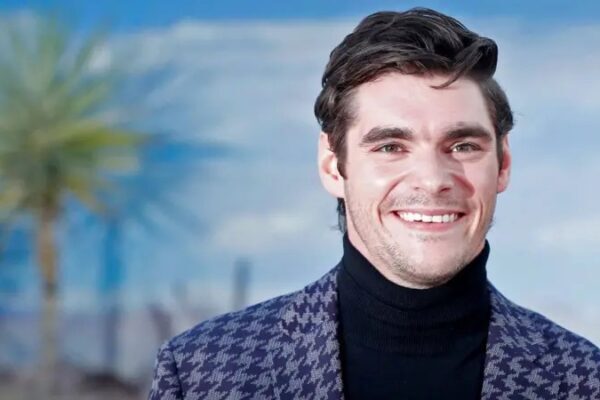 RJ Mitte, ator de ‘Breaking Bad’, morre aos 34 anos no Texas