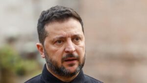 Trump pede novo presidente para a Ucrânia após crítica de Zelensky