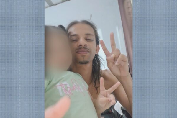 Mototaxista é encontrado morto em Duque de Caxias com marcas de tiros