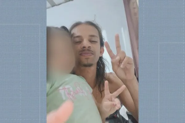 Mototaxista é encontrado morto em Duque de Caxias com marcas de tiros