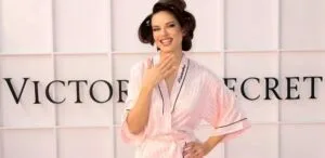 Adriana Lima confirmada no Victoria's Secret Fashion Show 2026 Adriana Lima confirmada no Victoria's Secret Fashion Show 2026