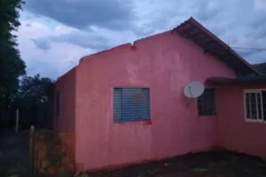 Temporal destela casas em Ivinhema com ventos de até 100 km/h