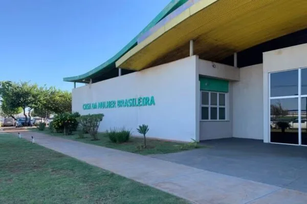 Homem é preso suspeito de tentar estuprar vizinha com facão