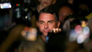 Mumbai é a única cidade no exterior onde Flávio Bolsonaro ficou fora do top 2