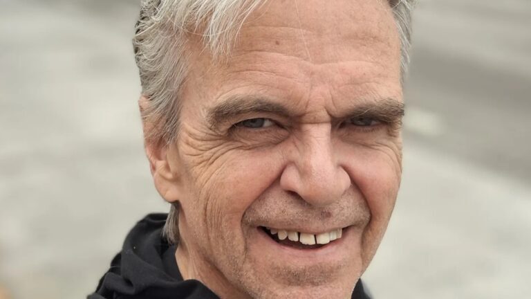 Ator CW Morgan morre aos 72 anos em Los Angeles