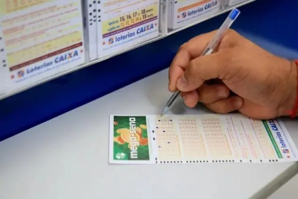 Seis apostas do Paraná acertam quina na Mega-Sena