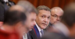 Nunes Marques autoriza volta do canal ‘Exército do Lula’ no WhatsApp