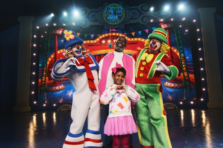 Péricles lança ‘O circo da alegria’ com Patati Patatá Péricles lança ‘O circo da alegria’ com Patati Patatá