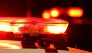 Pai e filha de 5 anos morrem baleados em rodovia na Grande BH Pai e filha de 5 anos morrem baleados em rodovia na Grande BH
