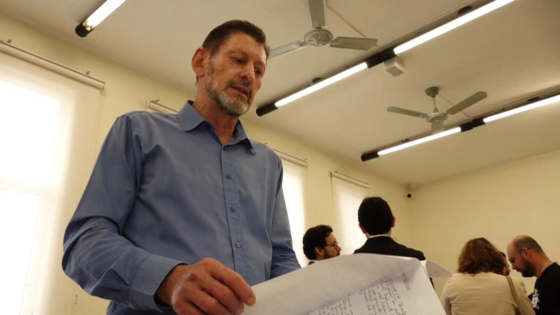 www.deixaeutefalar.com.br Brasil pede desculpas a ex-PM condenado por confissão sob tortura