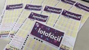 Aposta de R$ 3,50 feita no Paraná ganha R$ 445 mil na Lotofácil