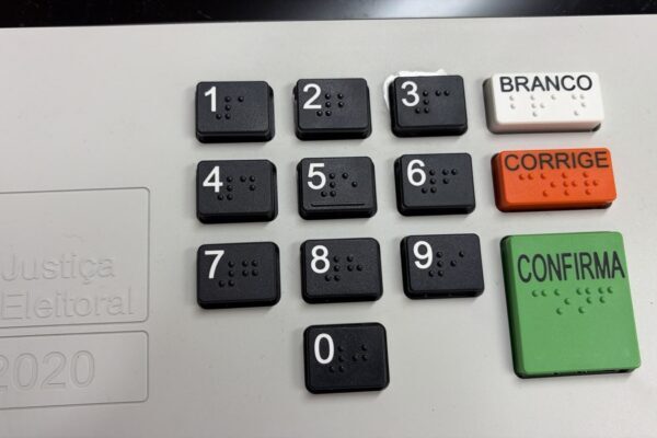 RS registra segundo caso de urna com tecla ‘3’ colada