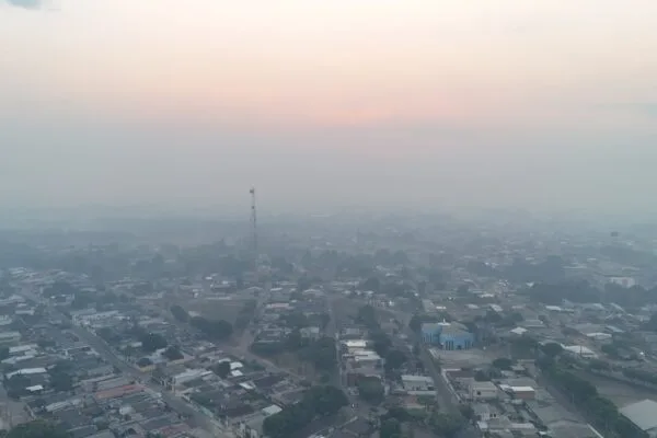 Fumaça de queimadas causa 82 atendimentos de urgência em Manaus