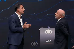 Entornos de Flávio e Lula avaliam debate entre os candidatos