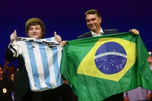 Argentina investiga possível passagem de Flávio Bolsonaro pelo país