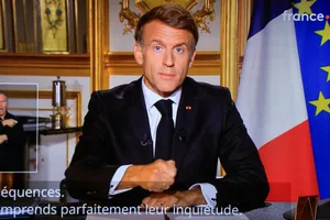 Macron condena violência nos protestos e promete responsabilizar saqueadores