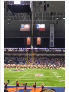 Militar dos EUA morre após queda em rapel antes de jogo no Texas
