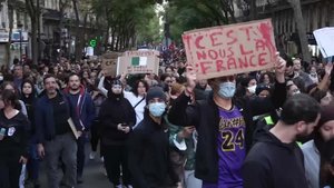 Protestos na França podem abrir agenda social ou anti-imigração
